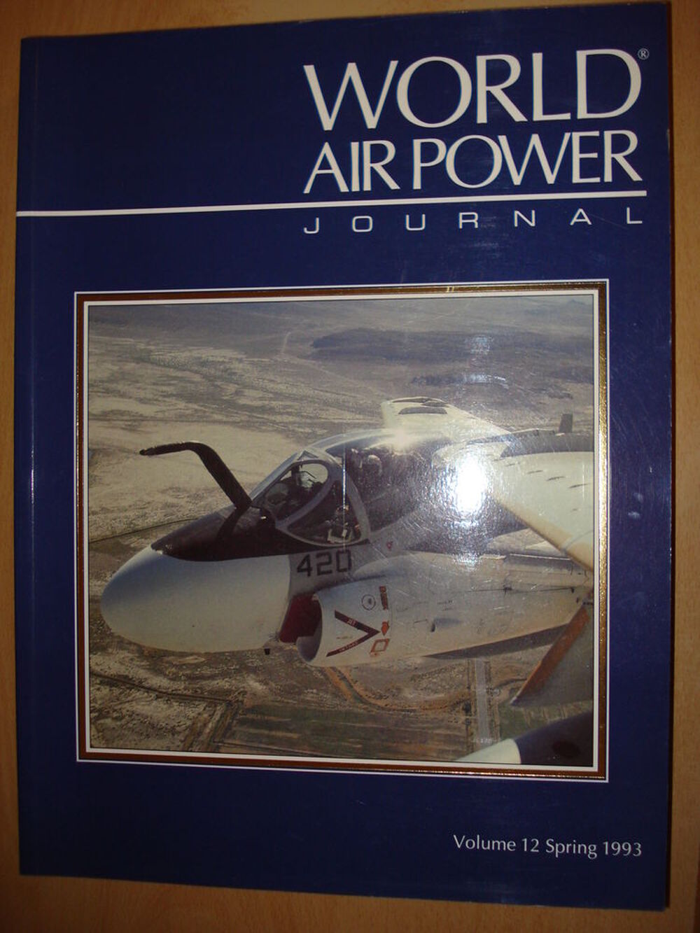 World Air Power Journal - Volume 12. Printemps 1993 Livres et BD