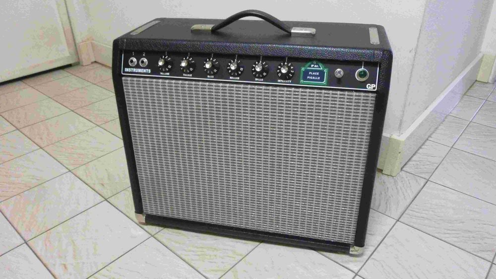 Amplificateur GP 11 Watts lampes Instruments de musique