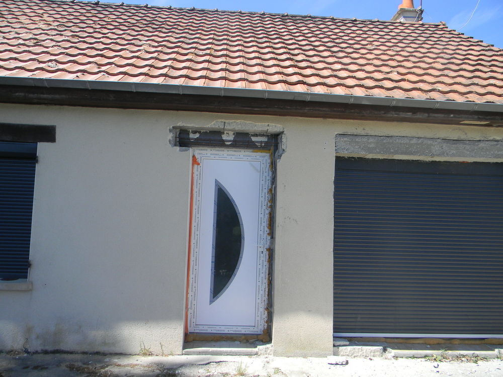   Cherche maçon  