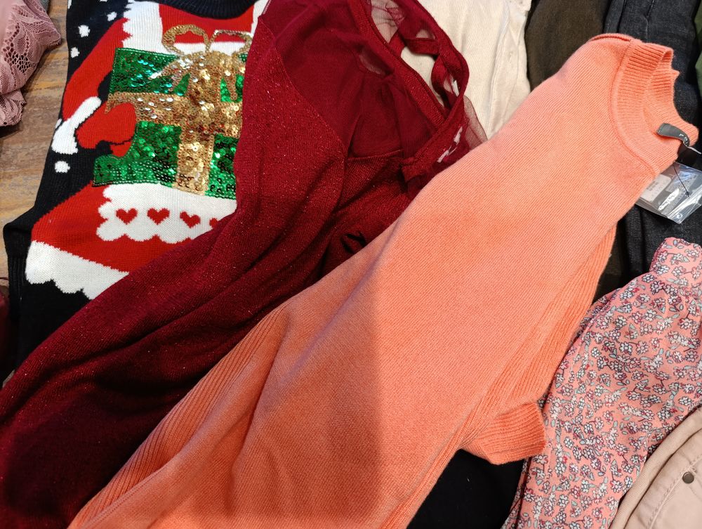 Grand Lot v&ecirc;tements 38/40 Vtements