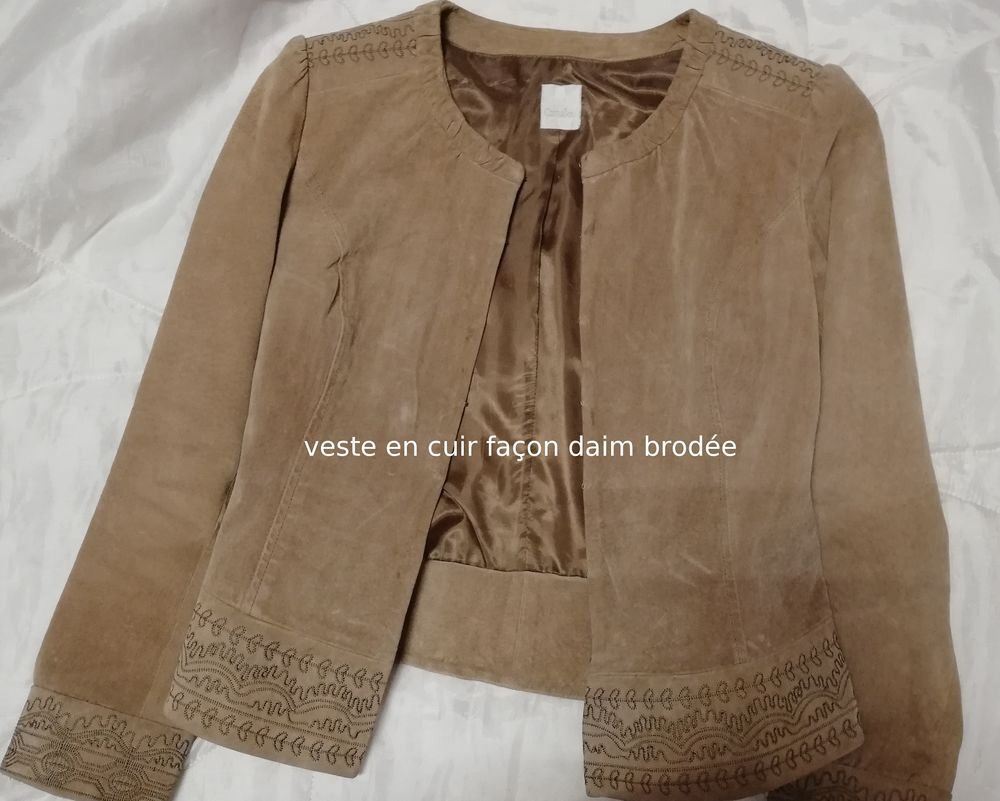 veste daim brod&eacute;e Vêtements