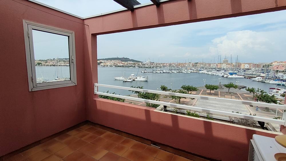 Vente Appartement LE CAP D'AGDE : Île des pêcheurs: Appartement T3/mezzanine situé au 3ème et dernier étage (avec ascenseur). Le cap d agde