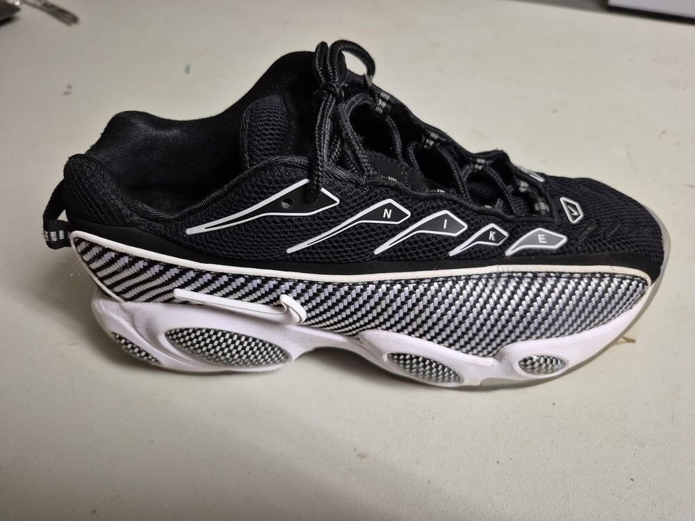  Nike NOCTA Glide - Black White Chaussures