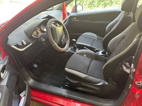 Peugeot 207 1.6 HDi 16v 110ch FAP Griffe