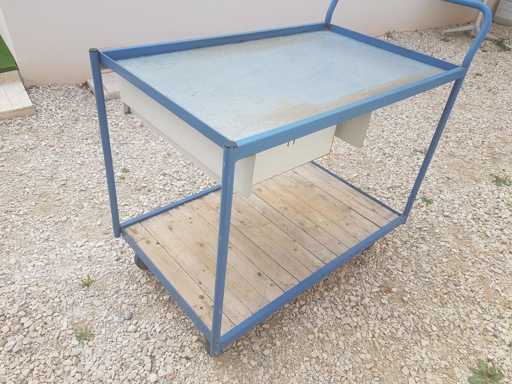 Chariot de service Bricolage