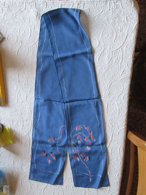 Echarpe en soie bleue Mario Pucci 12 Herblay (95)