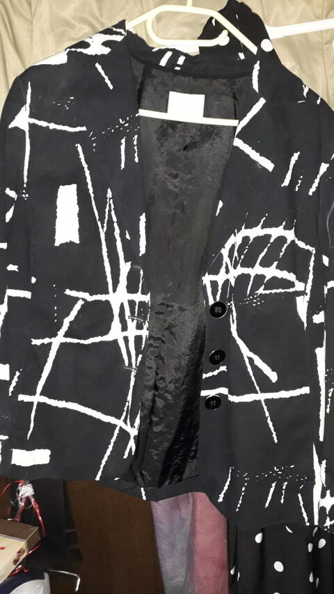 Belle VESTE  marque MADELEINE 20 Benfeld (67)