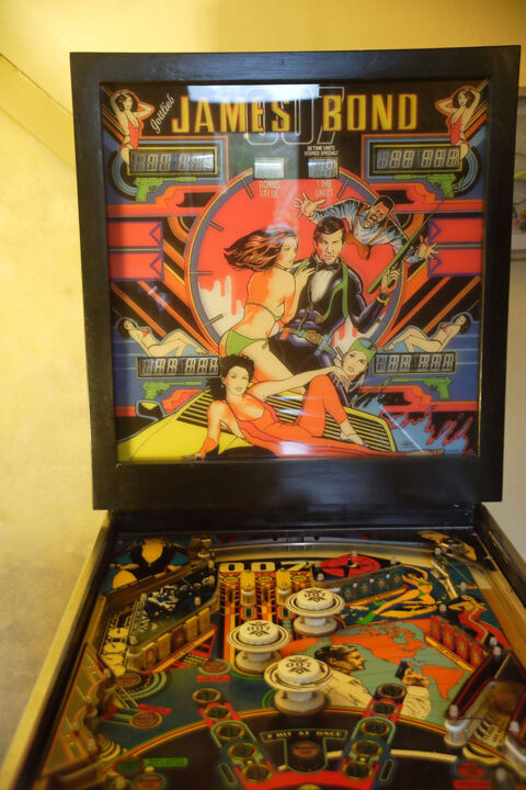 Flipper gottlieb james bond 007 3200 Marsais-Sainte-Rad�gonde (85)
