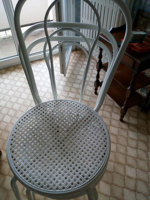 Chaises cuisine 30 Saint-Germain-Laval (77)