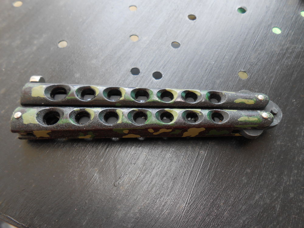 TEAU CAMOUFFLAGE 
