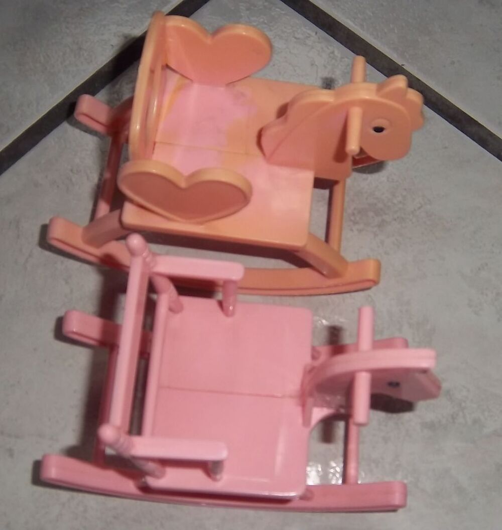 Lot de chevaux &agrave; bascule pour poup&eacute;e Barbie et autres Jeux / jouets
