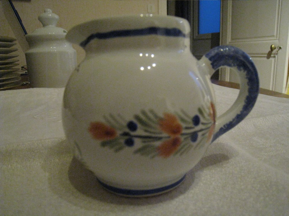 Pot &agrave; lait Henriot Quimper num&eacute;rot&eacute; Décoration