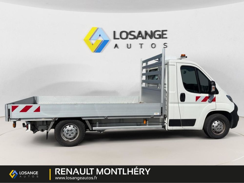 Jumper JUMPER CHASSIS CAB 35 L2S BLUEHDi 110 BVM6 CONFORT 2019 occasion 91310 Montlh&eacute;ry