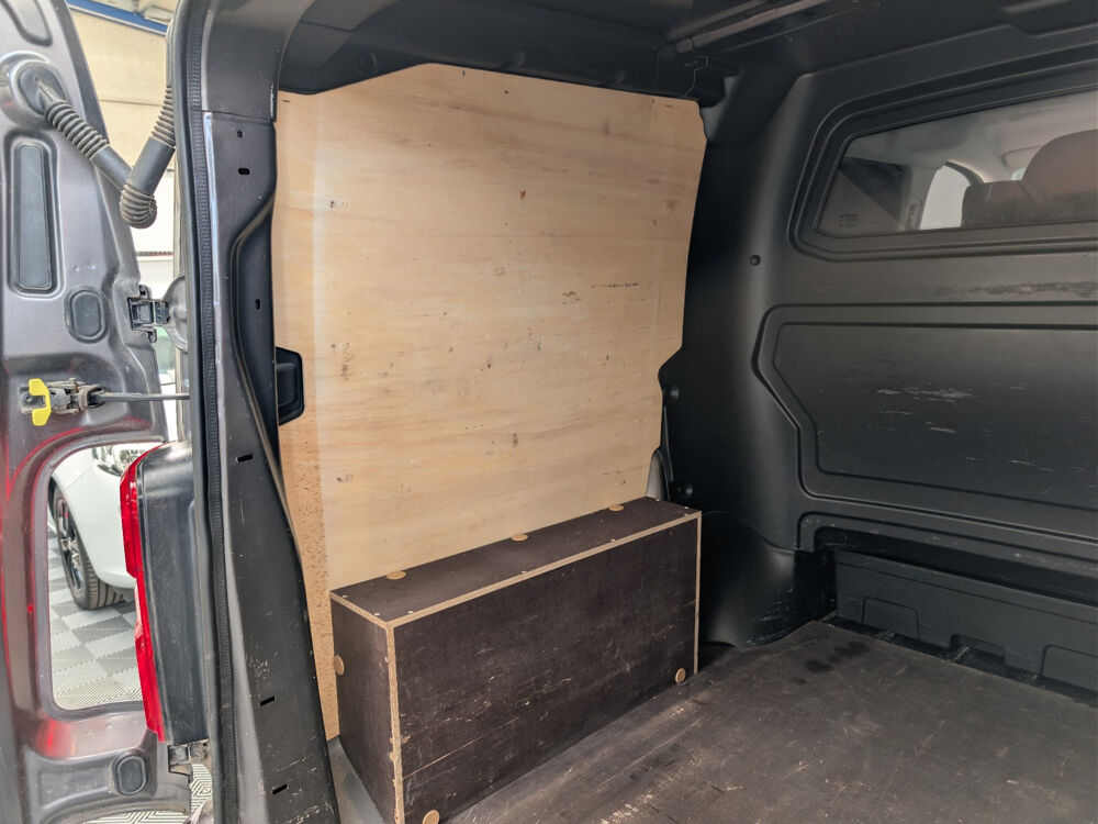 Expert EXPERT CA LONG BLUEHDI 180 S&S EAT8 FIXE PREMIUM 2019 occasion 59600 Maubeuge