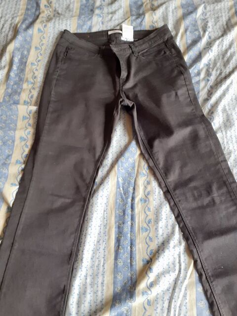 Jean gris antracite 7 Bezons (95)