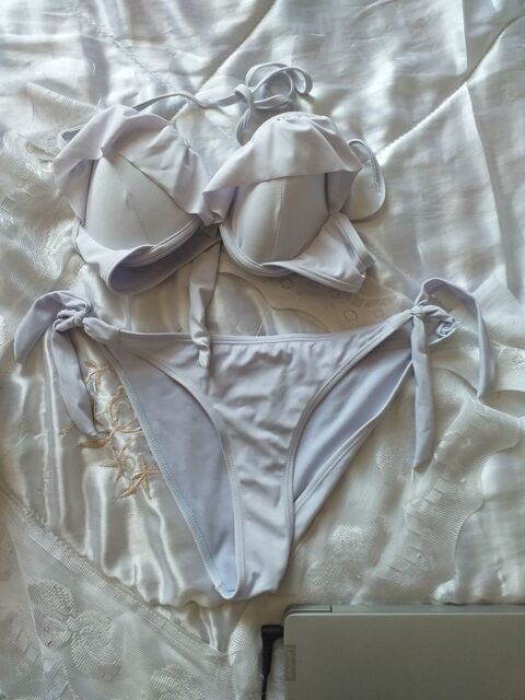 MAILLOT DE BAIN 2 PICES TAILLE M JENNYFER 1 Chaumont (52)