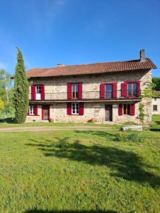  Ferme � vendre 15 + pi�ces 400 m� Bujaleuf