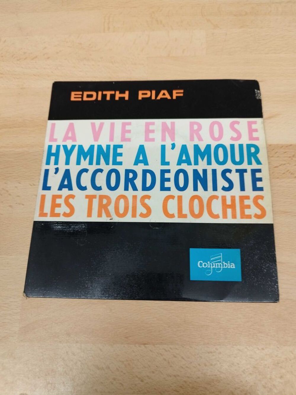 EDITH PIAF
LA VIE EN ROSE CD et vinyles