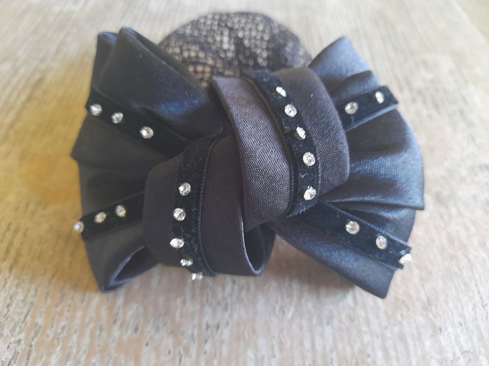 R&eacute;sille avec noeud et strass HKM Sports
