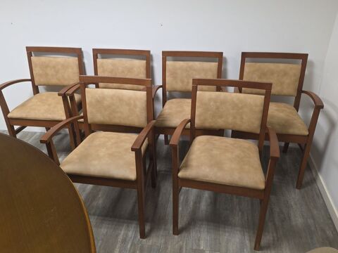 Lot de 8 chaises bois avec accoudoirs 480 Saint-Gaudens (31)