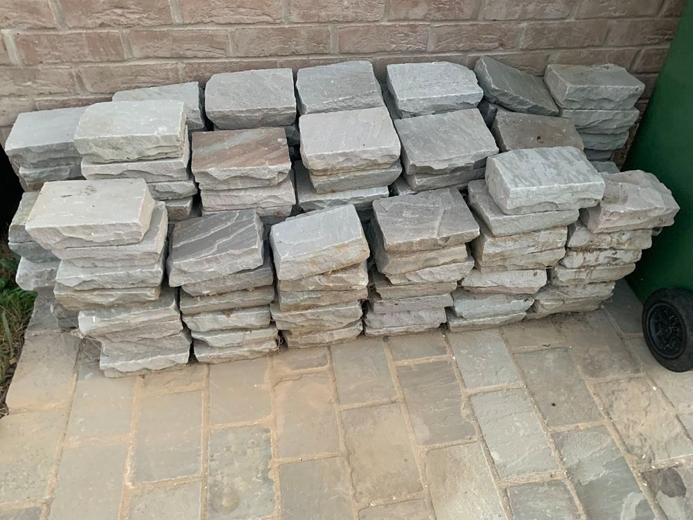 Pav&eacute;s gris d'Inde Bricolage