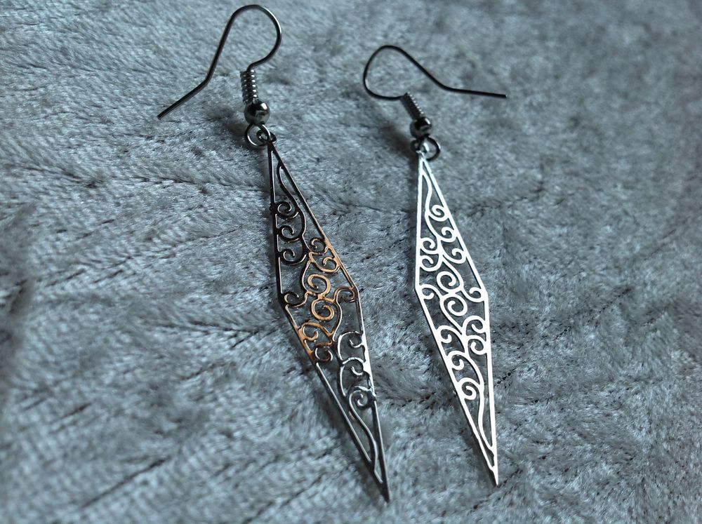 BOUCLES OREILLES ARGENT&Eacute;ES LOSANGE ARABESQUE Envoi Possible Bijoux et montres