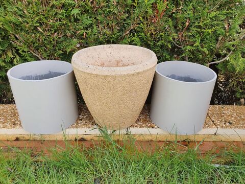 VASE - POT - PLANTES - JARDINIÈRE 10 Blanzat (63)