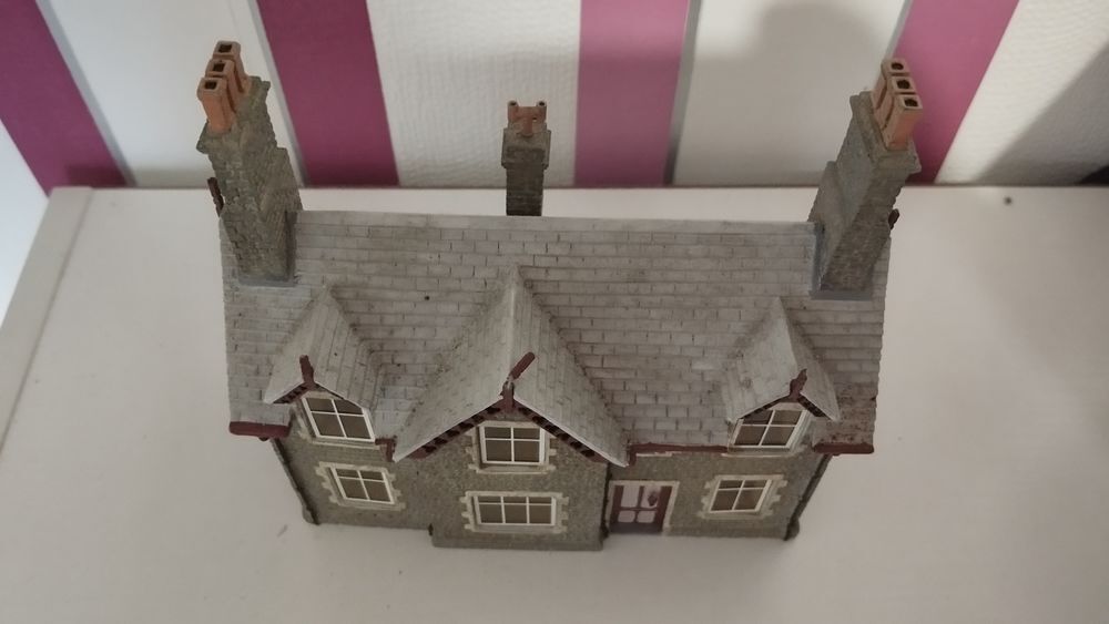 Maison avec chemin&eacute;es Ho Jeux / jouets
