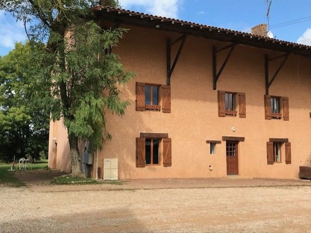 Location Maison Maison de 240 m2 dans ferme équestre Ambérieux-en-dombes