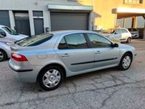 Laguna II Laguna Evolution 1.8 16V Expression 2003 occasion 42700 Firminy