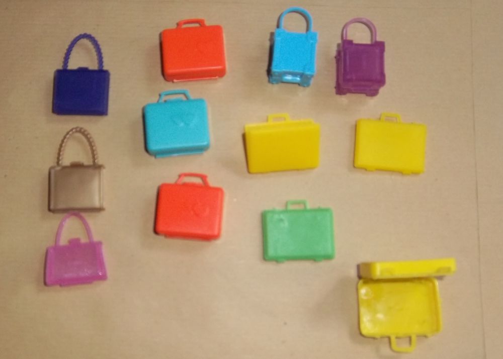 Lot de 12 sacs anciens Barbie Tressy Mily 