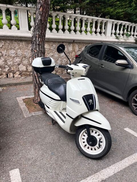 Scooter PEUGEOT 2022 occasion Nice 06000