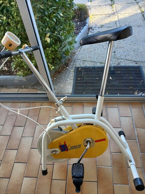 V�lo d'appartement Taillal Fitness blanc/jaune 30 La Jarne (17)