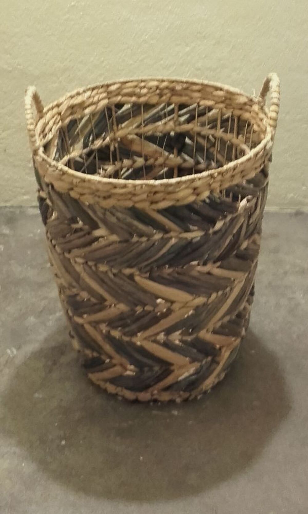 Panier tress&eacute;, vannerie Décoration