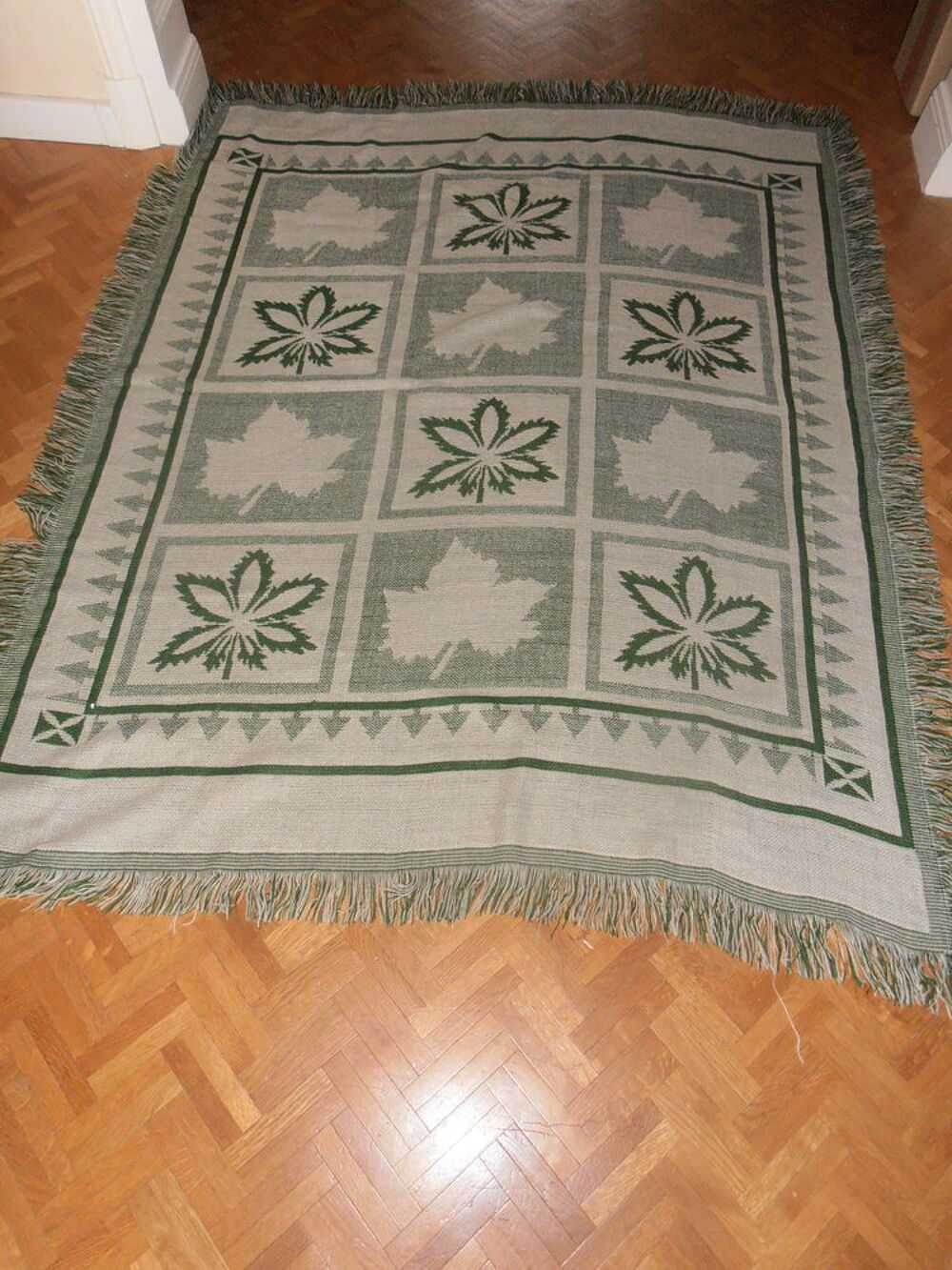 Plaid vert feuilles (84) Décoration