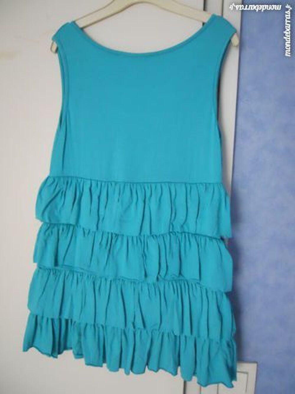 d&eacute;bardeur taille 38/40 marque originale FCP Vêtements