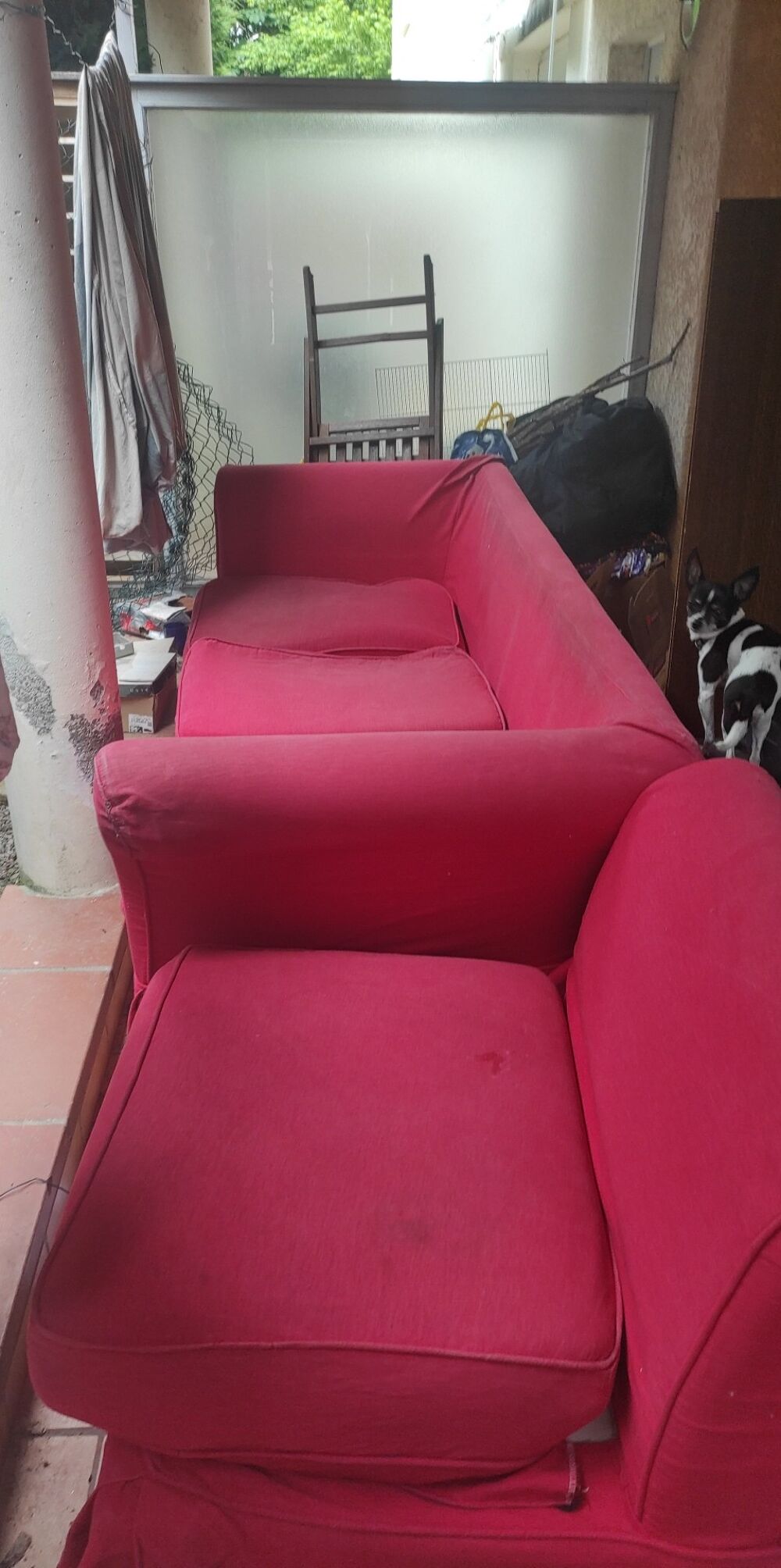 Canap&eacute; rouge Meubles