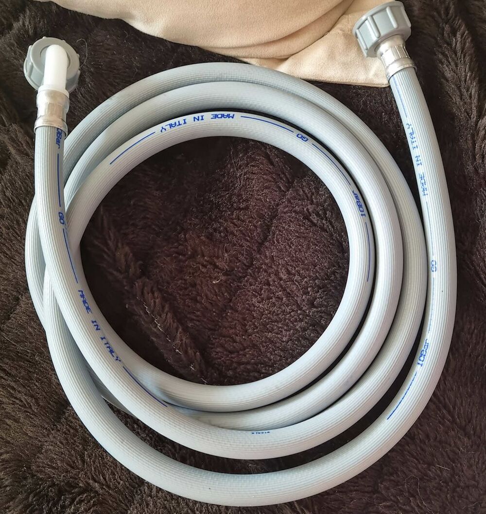 Flexible Alim. Coud&eacute; neuf FF20/27 Electroménager