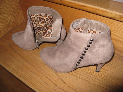 Boots Bottines Basses 10 Villeneuve-sur-Yonne (89)