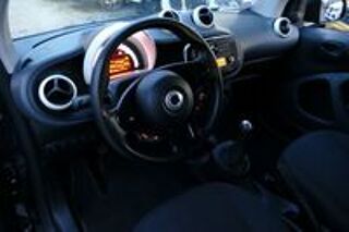 ForTwo Fortwo Coup&eacute; 1.0 61 ch Pure 2015 occasion 13600 La Ciotat