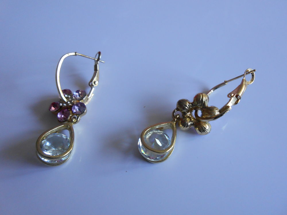 BOUCLE D OREILLES Bijoux et montres