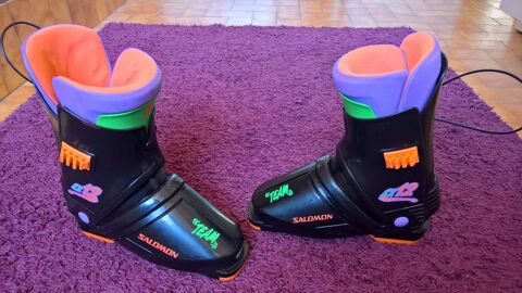 SUPERBE PAIRE DE CHAUSSURES DE SKI  SALOMON 
50 Lunel (34)