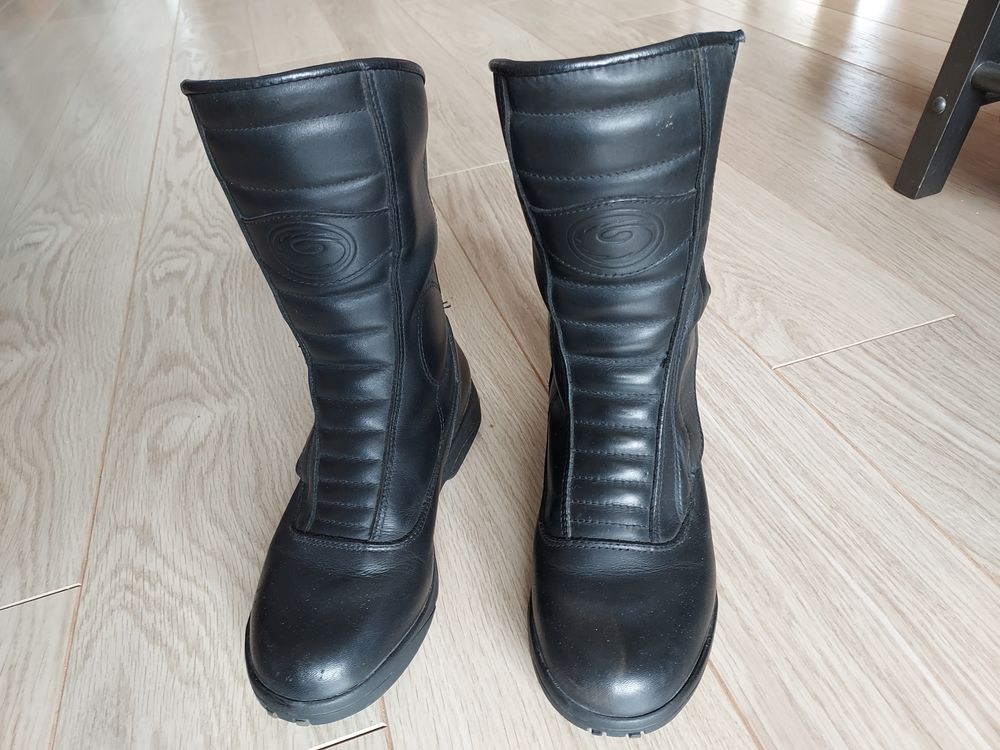 Bottes moto femme Chaussures
