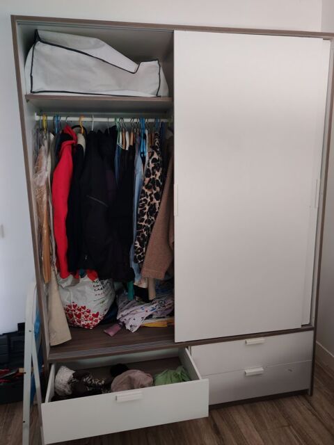 très grande armoire IKEA Eyragues (13)