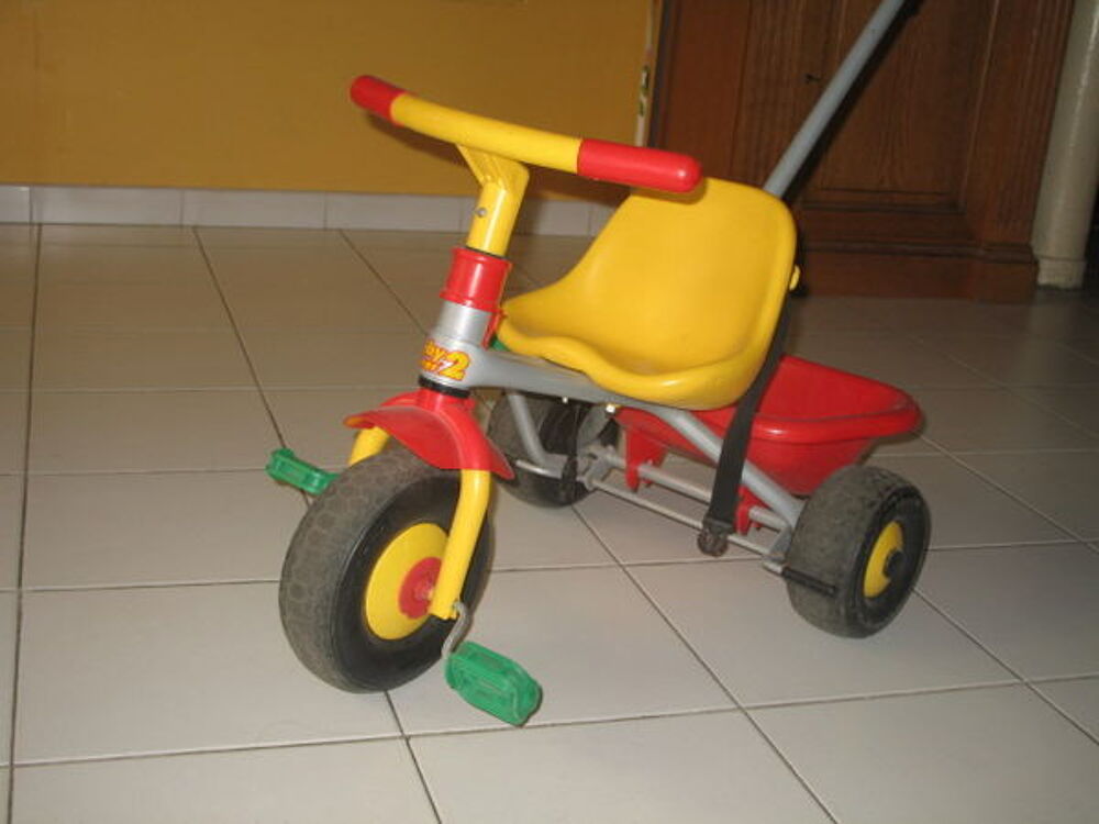 V&eacute;lo pour enfant de 3 &agrave; 5 ans. Vélos