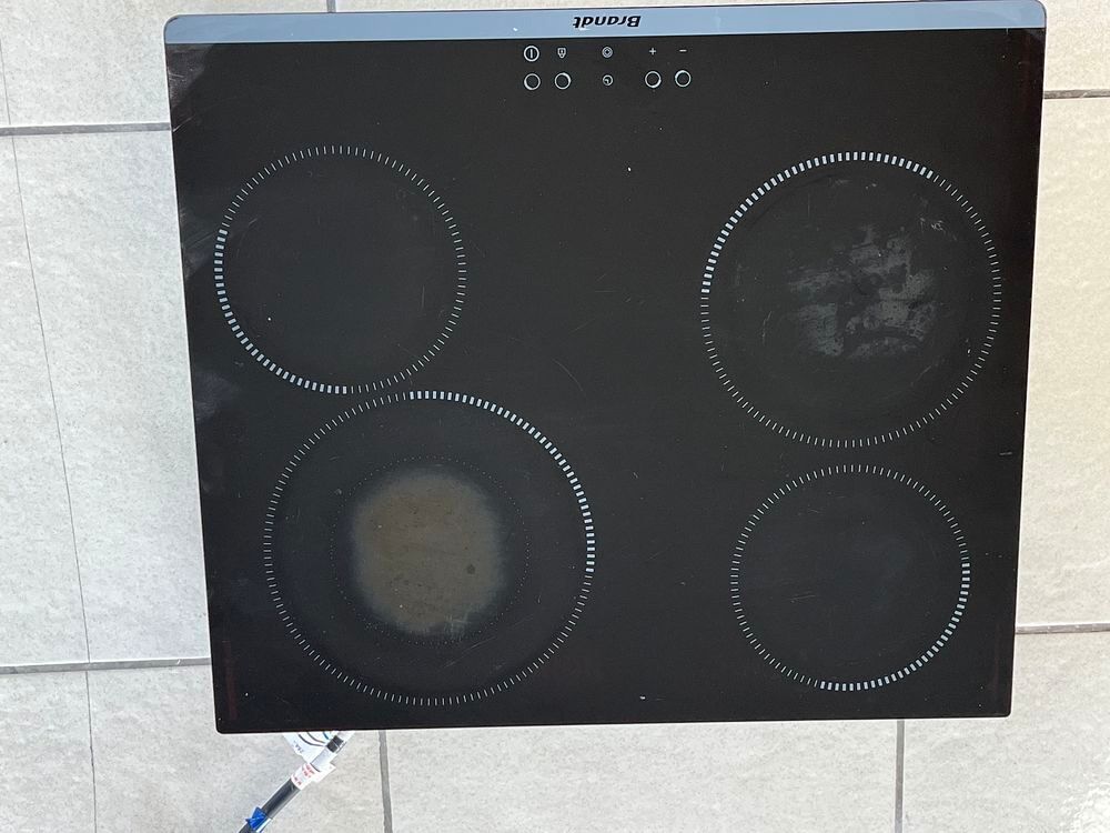Suite au changement de cuisine &eacute;lectrom&eacute;nager + &eacute;vier Electroménager