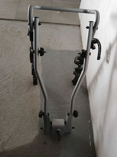 port de v�lo s� r voiture 100 Beaumont (63)