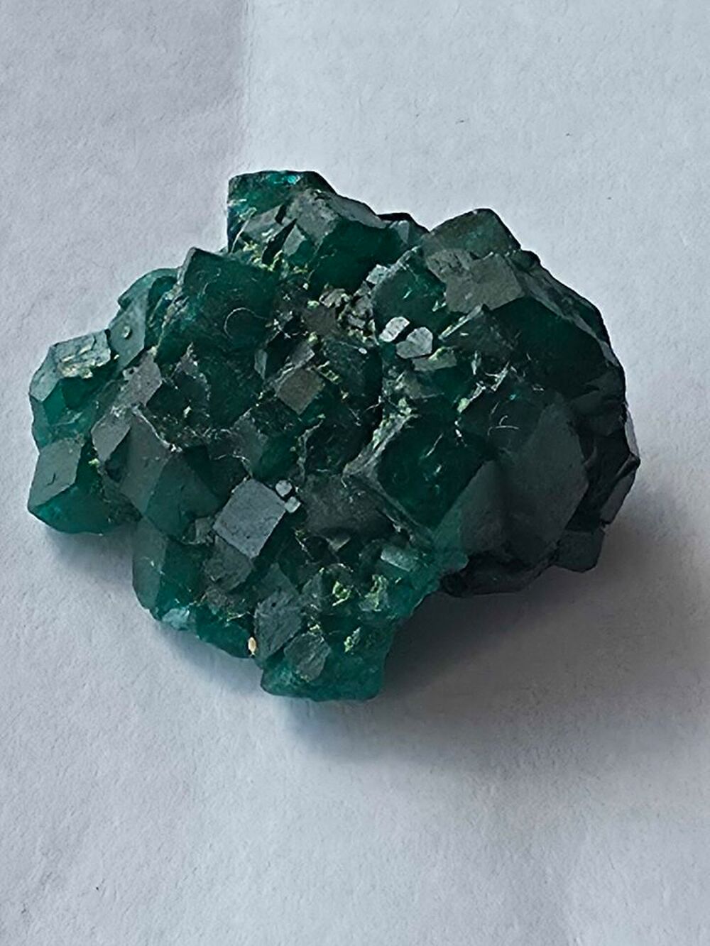 Sp&eacute;cimen Dioptase du Congo-Cristaux vert &eacute;meraude 7g 