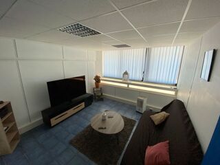  Atelier à vendre 5 pièces 142 m²