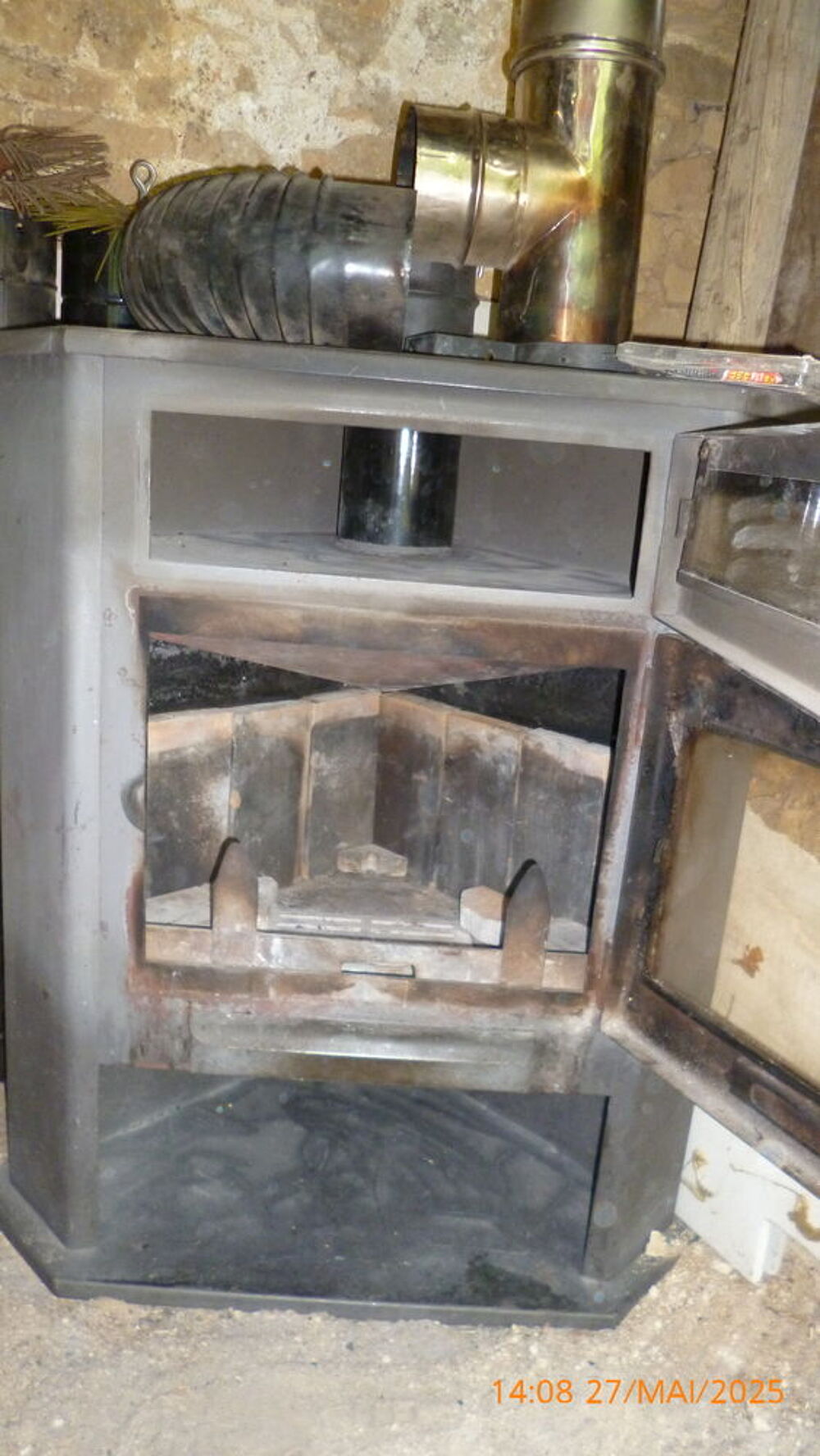 po&ecirc;le a bois d'angle Bricolage